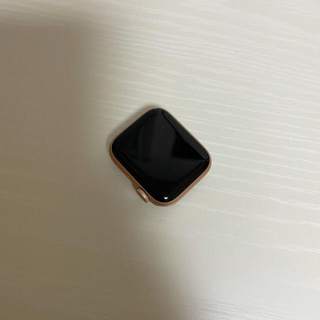 Apple Watch 6 セルラー　40mm ゴールド　アルミニウムケース