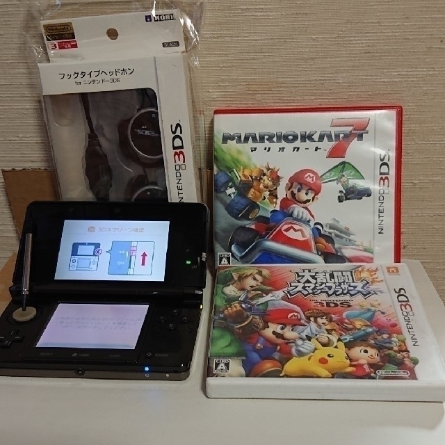 (13日発送可能)ニンテンドー3DS (ソフト・専用フックイヤホン付)