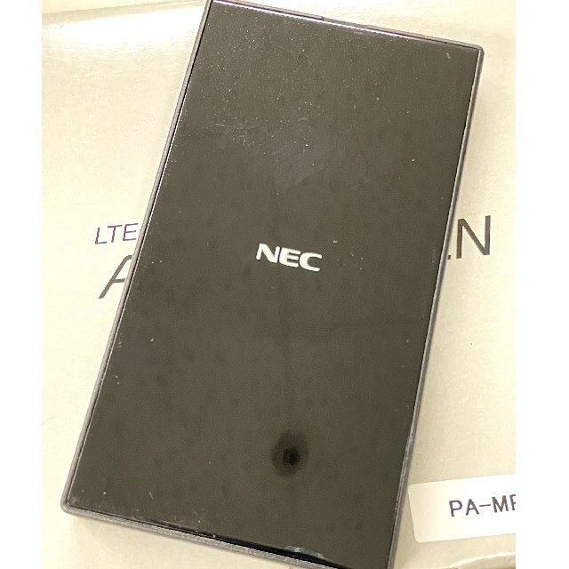 NEC(エヌイーシー)のモバイルルーター(MR05LN) スマホ/家電/カメラのPC/タブレット(PC周辺機器)の商品写真