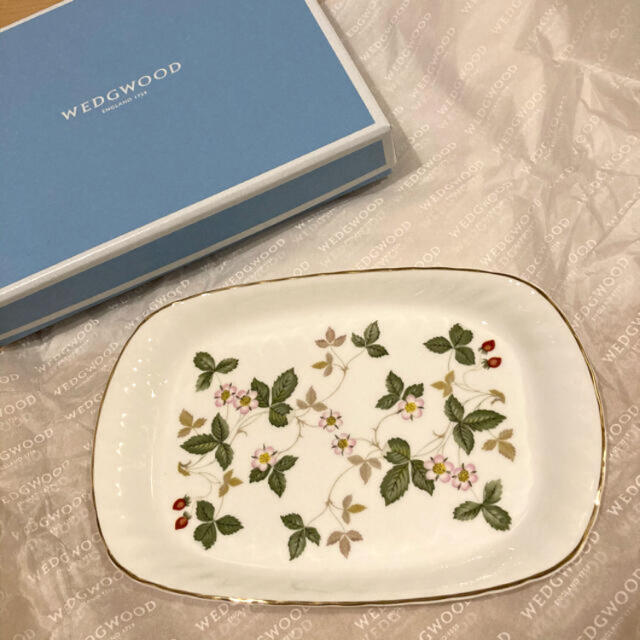 WEDGWOOD(ウェッジウッド)のrose様専用　WEDGWOOD ワイルドストロベリー インテリア/住まい/日用品のキッチン/食器(食器)の商品写真