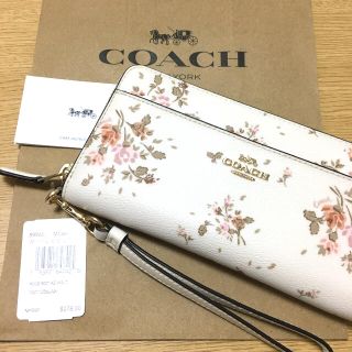 コーチ(COACH)のコーチ 長財布 ホワイト ローズ バラ 新品未使用 ラウンドファスナー(財布)