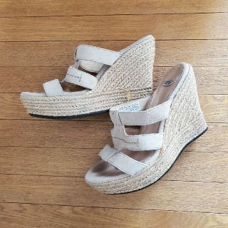 アグ(UGG)のUGGサンダル7(サンダル)