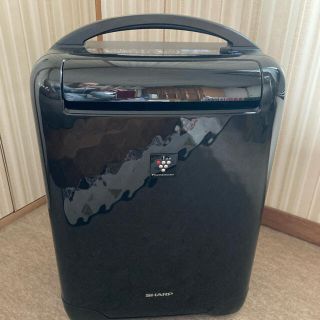 シャープ(SHARP)のSHARP CV-C100-Ｂ除湿機 高濃度プラズマクラスター7000(加湿器/除湿機)