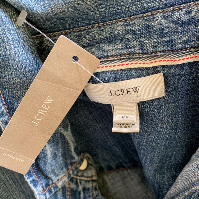 J.Crew(ジェイクルー)の【J.Crew】新品・未使用/00サイズ/デニムシャツ レディースのトップス(シャツ/ブラウス(長袖/七分))の商品写真