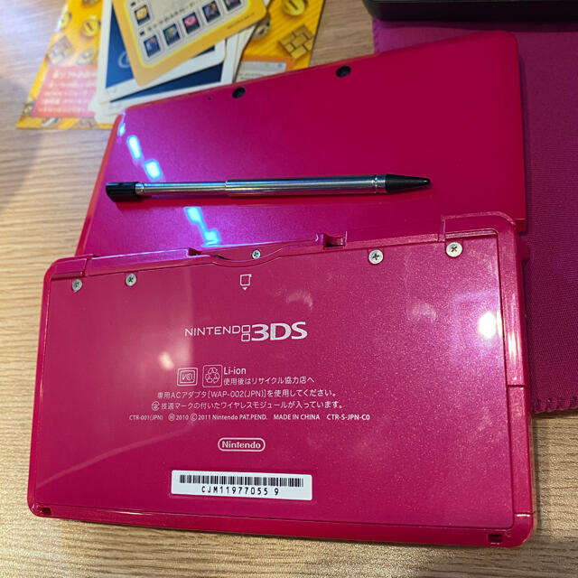 ニンテンドー3DS(ニンテンドー3DS)のNintendo 3DS 本体　ピンク　箱なし エンタメ/ホビーのゲームソフト/ゲーム機本体(携帯用ゲーム機本体)の商品写真