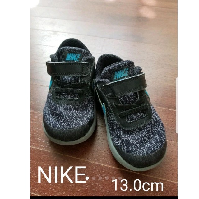 NIKE(ナイキ)のナイキ　ベビースニーカー　13.0cm キッズ/ベビー/マタニティのベビー靴/シューズ(~14cm)(スニーカー)の商品写真