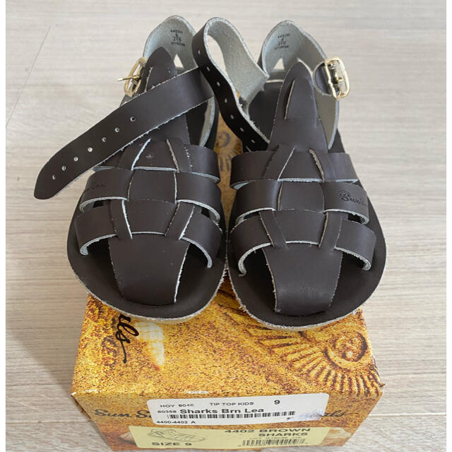 美品　ソルトウォーターサンダル　シャーク　ブラウン　サイズ8 キッズ/ベビー/マタニティのキッズ靴/シューズ(15cm~)(サンダル)の商品写真