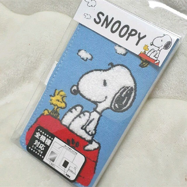 SNOOPY(スヌーピー)の手帳型スマホケース　スヌーピー　全機種対応 スマホ/家電/カメラのスマホアクセサリー(モバイルケース/カバー)の商品写真