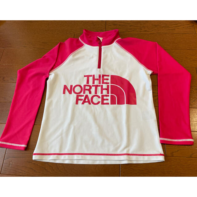 THE NORTH FACE(ザノースフェイス)のノースフェイス　ラッシュガード　130 ピンク キッズ/ベビー/マタニティのキッズ服女の子用(90cm~)(水着)の商品写真