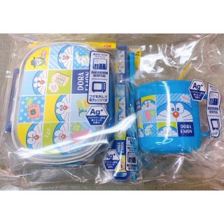 新品未使用　ドラえもん　お弁当箱(弁当用品)