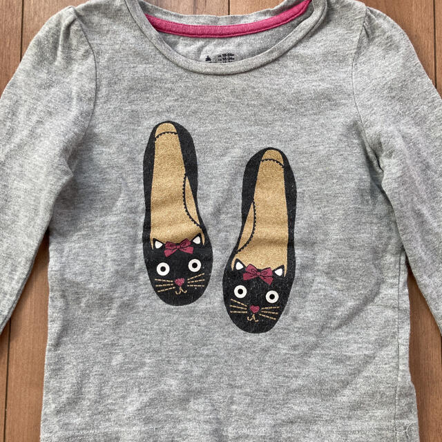 babyGAP(ベビーギャップ)のyoshiii様専用　ロンT90 キッズ/ベビー/マタニティのキッズ服女の子用(90cm~)(Tシャツ/カットソー)の商品写真