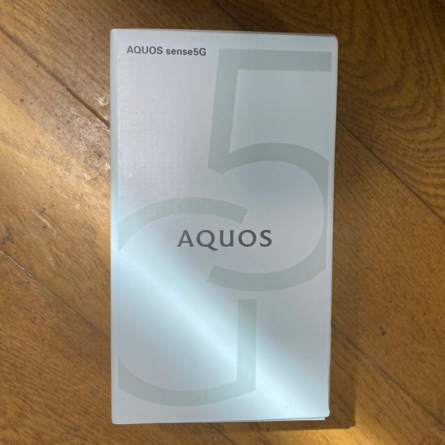 AQUOS(アクオス)のSHARP AQUOS sense 5G  新品未使用　light Copper スマホ/家電/カメラのスマートフォン/携帯電話(スマートフォン本体)の商品写真