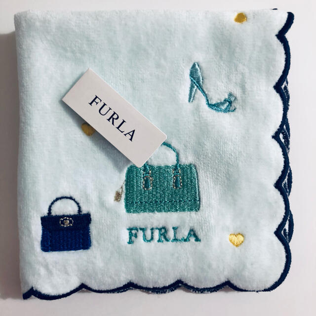 Furla(フルラ)のFURLA タオルハンカチ　ブルー　未使用 レディースのファッション小物(ハンカチ)の商品写真