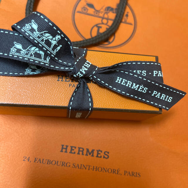 Hermes(エルメス)のHERMES エルメス  ルージュ エルメス リップケアバーム コスメ/美容のスキンケア/基礎化粧品(リップケア/リップクリーム)の商品写真