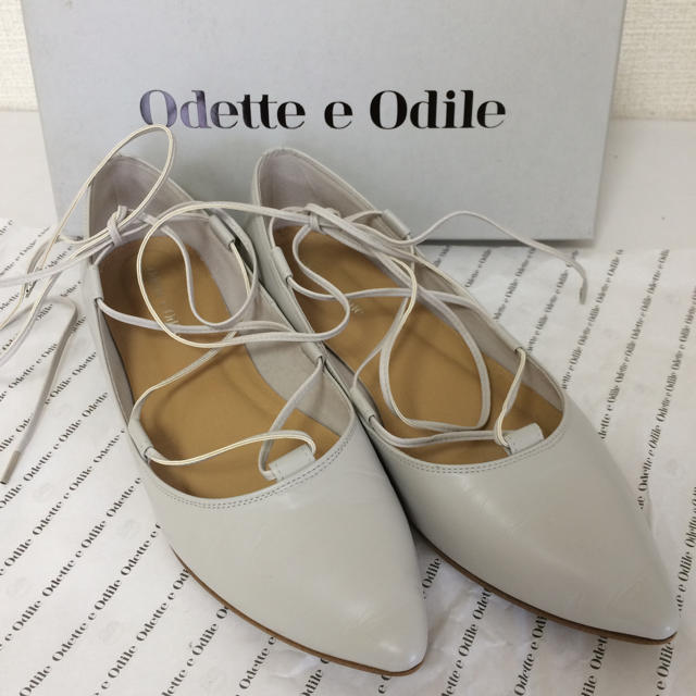 Odette e Odile(オデットエオディール)の美品✳︎編み上げフラットシューズ レディースの靴/シューズ(ハイヒール/パンプス)の商品写真