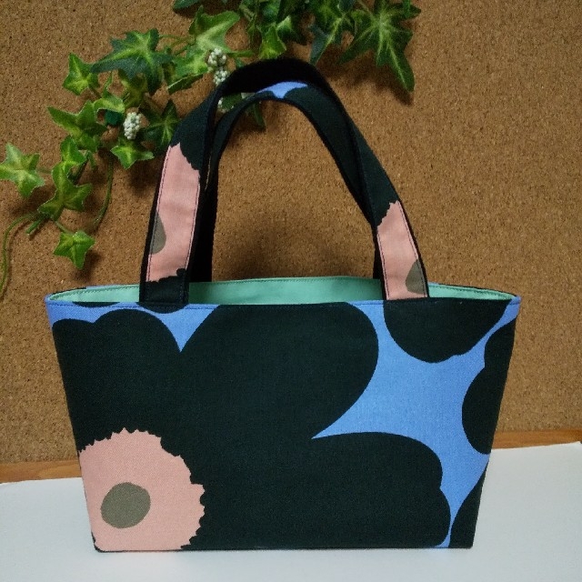 marimekko(マリメッコ)のマリメッコ　トートバッグ（緑×水色） ハンドメイドのファッション小物(バッグ)の商品写真