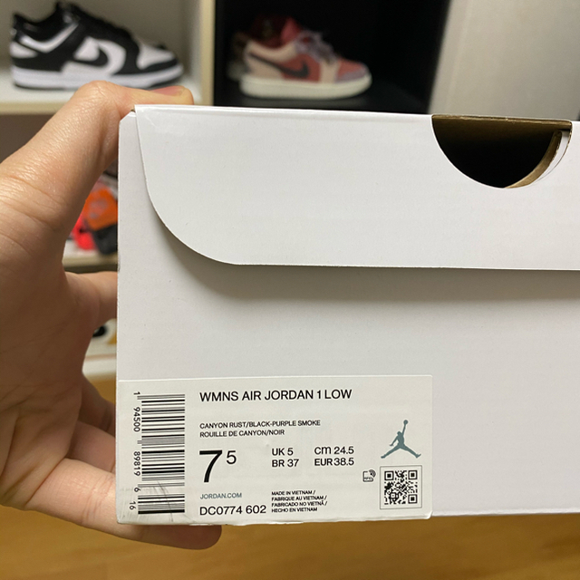 NIKE WMNS AIR JORDAN 1 LOW 24.5cmです。 1