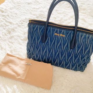 生産完了商品 【専用】miumiu マトラッセ トートバッグ - 通販 - www