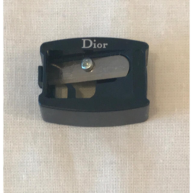 Christian Dior(クリスチャンディオール)のDior ディオール シャープナー　新品 コスメ/美容のメイク道具/ケアグッズ(その他)の商品写真