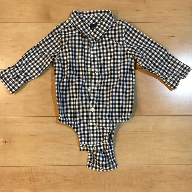 babyGAP(ベビーギャップ)の【美品】GAP ギンガムチェック　ロンパース キッズ/ベビー/マタニティのベビー服(~85cm)(ロンパース)の商品写真