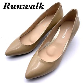 アシックスショウジ(asics)の◆asics Runwalk◆パンプス エナメル ベージュ 23.5cm(ハイヒール/パンプス)