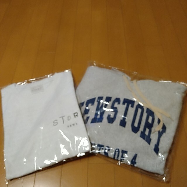ＮＥＷＳ  STORY   パーカー＆Tシャツセット