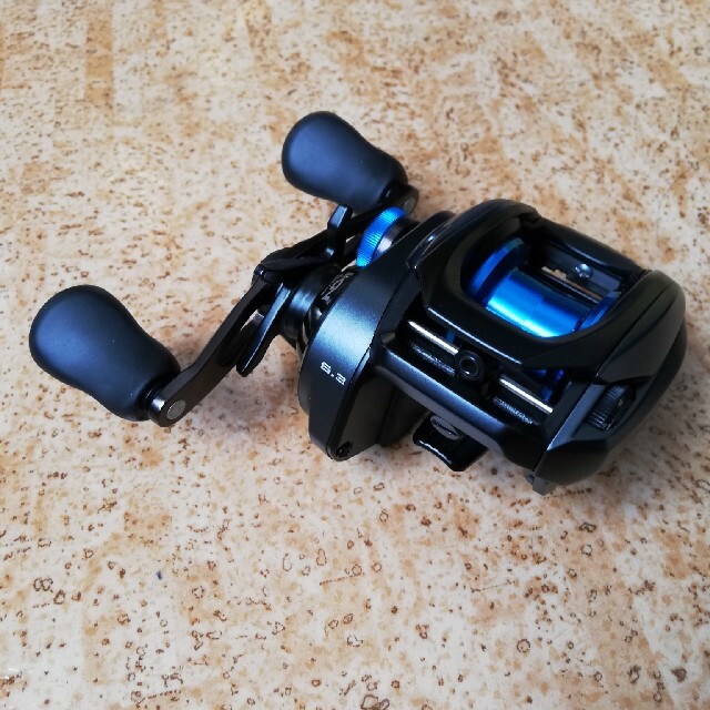 SHIMANO(シマノ)のSHIMANO SLX DC 70 スポーツ/アウトドアのフィッシング(リール)の商品写真