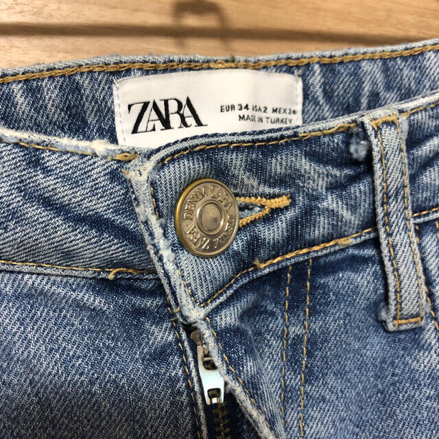 ZARA(ザラ)の999円以上様専用⭐︎ZARAストレートデニム レディースのパンツ(デニム/ジーンズ)の商品写真