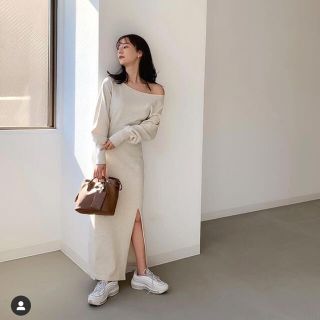 トゥデイフル(TODAYFUL)のlouren  SWEAT SLIT ONEPIECE(ロングワンピース/マキシワンピース)