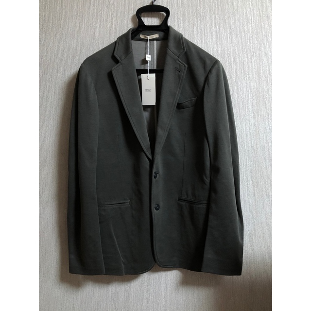 ARMANI COLLEZIONI(アルマーニ コレツィオーニ)の定価15万円◆【アルマーニコレツィオーニ】◆最高級ジャケット◆新品/未使用◆L◆ メンズのジャケット/アウター(テーラードジャケット)の商品写真