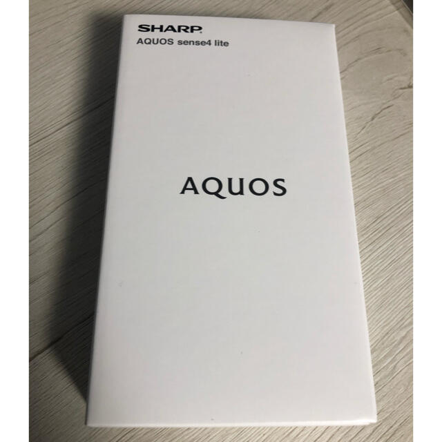 AQUOS sense4 lite