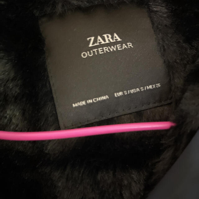 ZARA(ザラ)のザラ ロングダウンコート　セール レディースのジャケット/アウター(ダウンコート)の商品写真