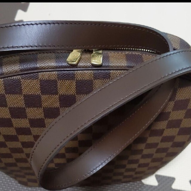 LOUIS VUITTON(ルイヴィトン)のヴィトン　イパネマ　GM レディースのバッグ(ショルダーバッグ)の商品写真