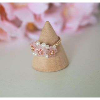 小さな桜のワイヤーリングG■ハンドメイド■(リング)