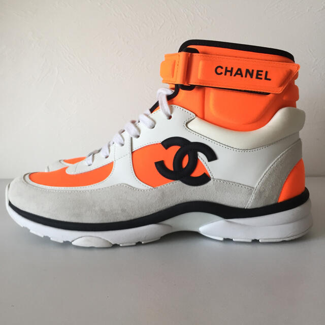 幻想的 美品 CHANEL ハイカット スニーカー 40.5 - 通販