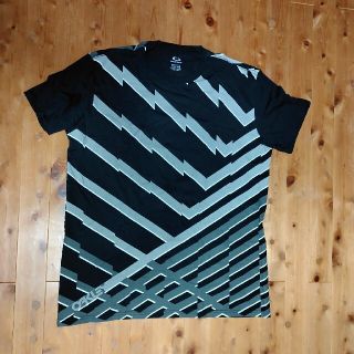 オークリー(Oakley)の新品 オークリー Oakley Tシャツ ハワイ限定(Tシャツ/カットソー(半袖/袖なし))