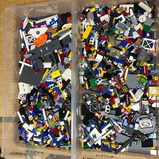 Lego - LEGO レゴブロック大量 色々パーツあり まとめ売り の通販｜ラクマ