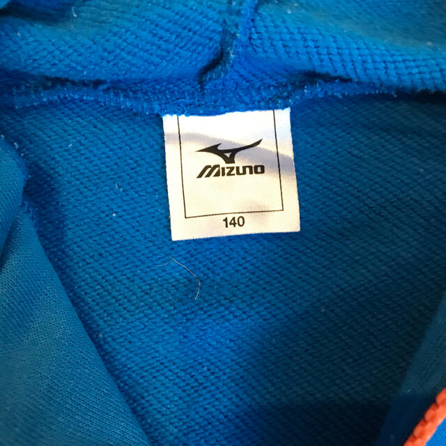 MIZUNO(ミズノ)のミズノパーカー　ジュニア140 キッズ/ベビー/マタニティのキッズ服女の子用(90cm~)(ジャケット/上着)の商品写真