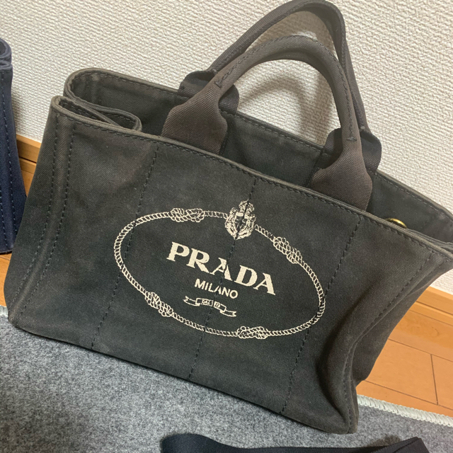 PRADA プラダカナパ　CANAPA NERO Mサイズ