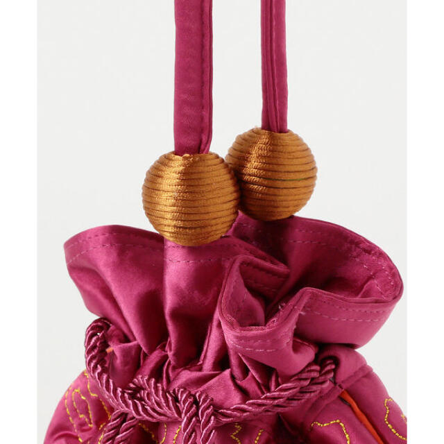 Ray BEAMS(レイビームス)のキルティング サテン巾着バッグ レディースのバッグ(ハンドバッグ)の商品写真