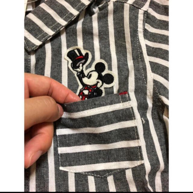 Disney(ディズニー)の新品未使用タグ付きミッキーシャツ キッズ/ベビー/マタニティのキッズ服男の子用(90cm~)(Tシャツ/カットソー)の商品写真