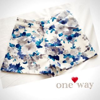 ワンウェイ(one*way)のワンウェイ♥︎花柄ショートパンツ(ショートパンツ)