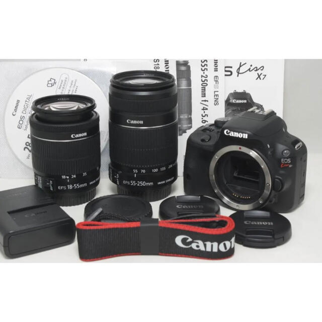 Canon EOS KISS X7 ダブルズームキット  スマホ/家電/カメラのカメラ(デジタル一眼)の商品写真