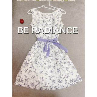 ビーラディエンス(BE RADIANCE)のBE RADIANCE  非常に綺麗❗️リトルフラワーレースフレアワンピース(ひざ丈ワンピース)