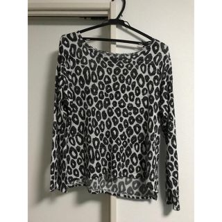 エイチアンドエム(H&M)のH＆Mヒョウ柄トップス(ニット/セーター)