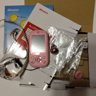 エヌティティドコモ(NTTdocomo)のdocomo F-03J ２台 ﾋﾟﾝｸ、ﾌﾞﾙｰ(携帯電話本体)