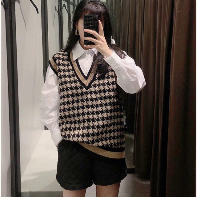 Vネック 千鳥柄 ニットベスト セーター GU ZARA moussy ユニクロ レディースのトップス(ニット/セーター)の商品写真