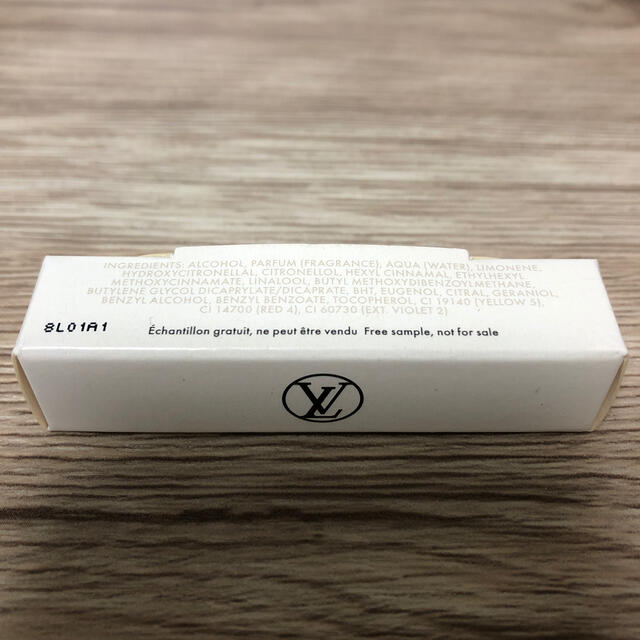 LOUIS VUITTON(ルイヴィトン)のLOUIS VUITTON ミニ香水 2ml LE JOUR SE LEVE コスメ/美容の香水(ユニセックス)の商品写真