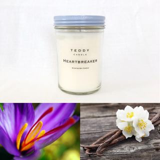 バスアンドボディーワークス(Bath & Body Works)のサフラン、バニラ、タバコ草等の香り★ハートブレーカー★新品アロマソイキャンドル(キャンドル)