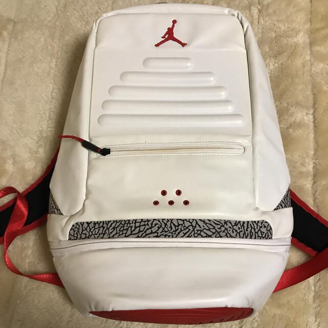 NIKE(ナイキ)の希少　nike jordan3型　バックパック メンズのバッグ(バッグパック/リュック)の商品写真